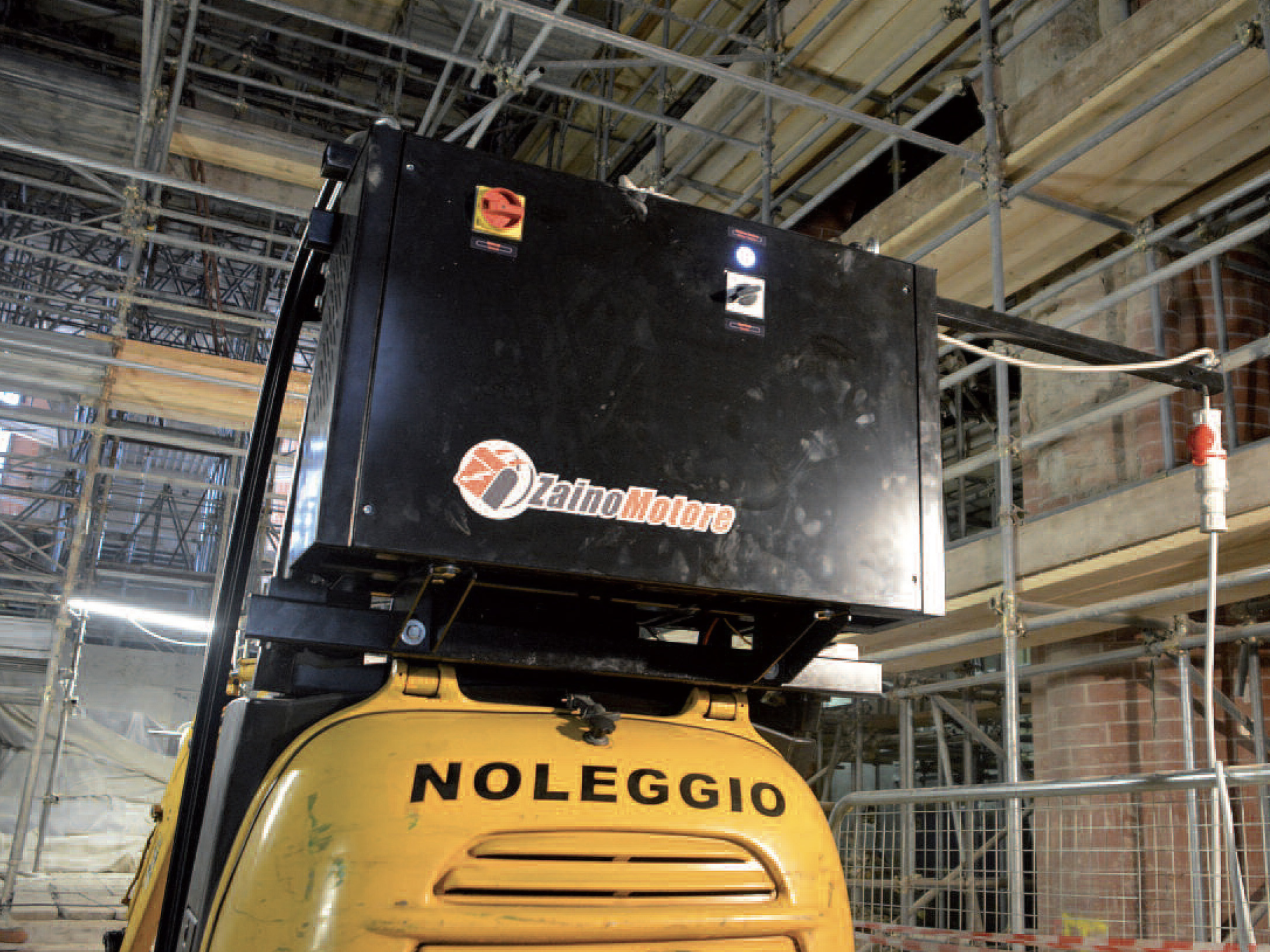 ZainoMoteur en cathédrale (Dôme de Mirandola, MO - Italy)