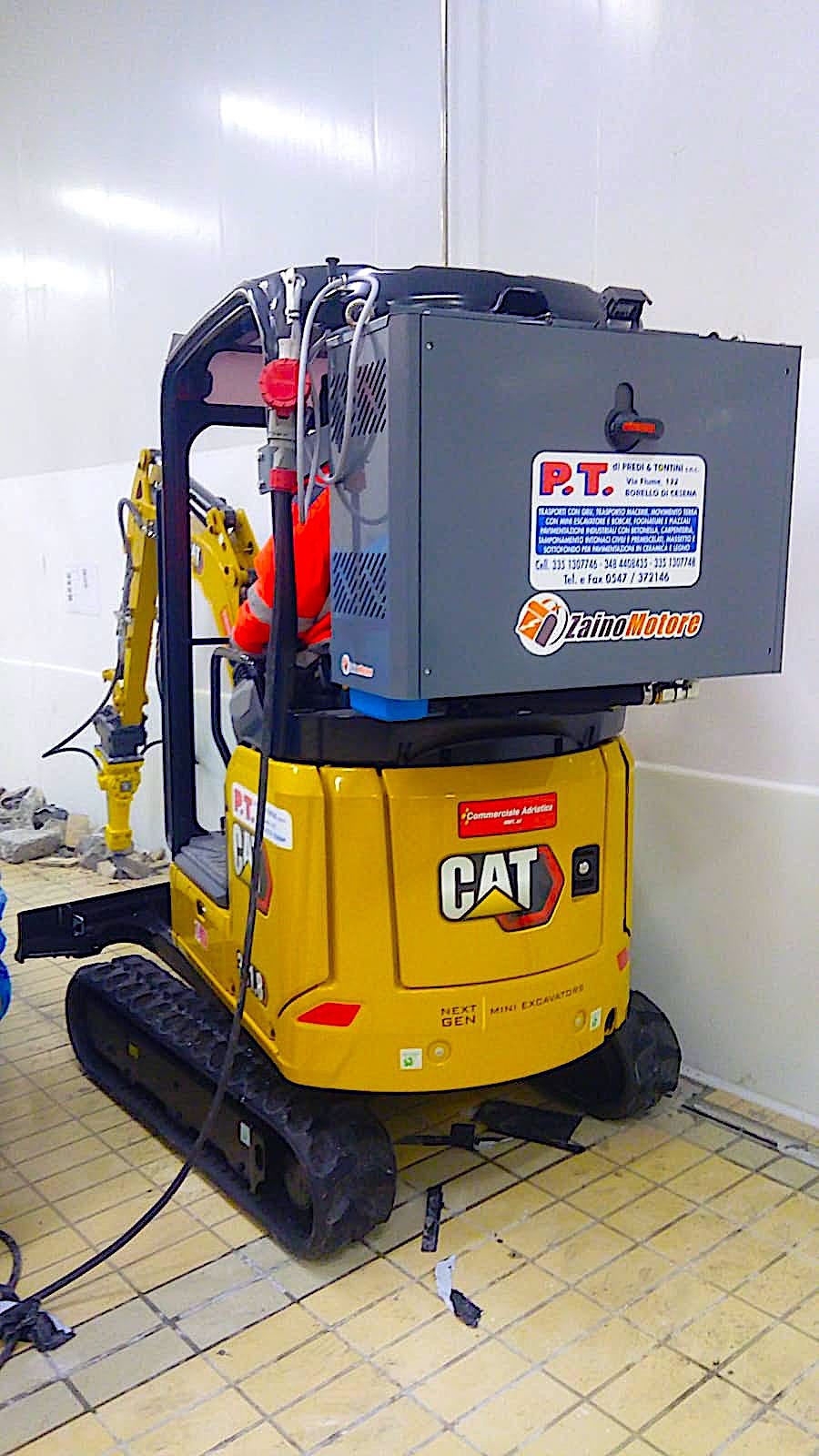 ZainoMotore su CAT 301.8