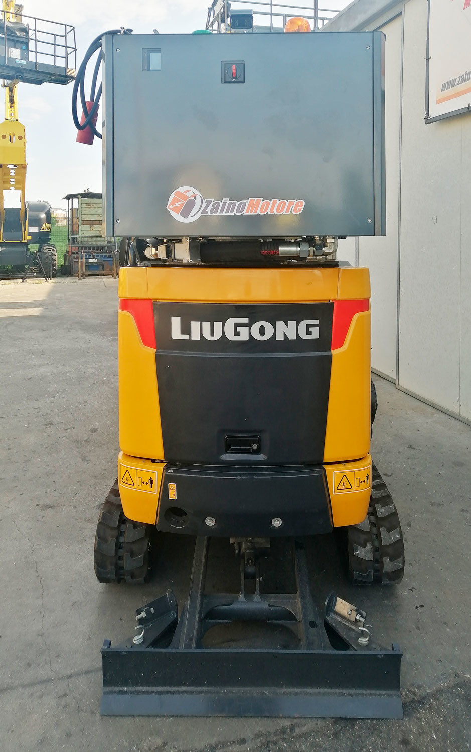 Vista Posteriore su Liu Gong